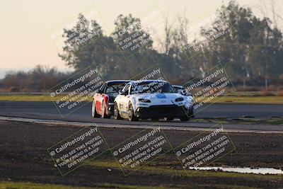 media/Jan-13-2024-CalClub SCCA (Sat) [[179f4822a7]]/Group 7/Sunset (Race)/